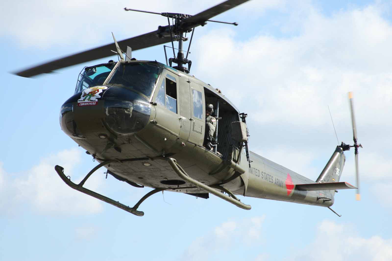 Vietnam War #2423 UH-1 ヒューイ (アメリカ軍) 1/32スケール